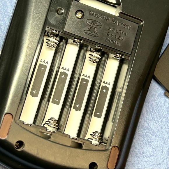 TI-83 Plus Texas Instruments Graphing Calculator PreOwned And Batteries Included - Picture 10 of 17